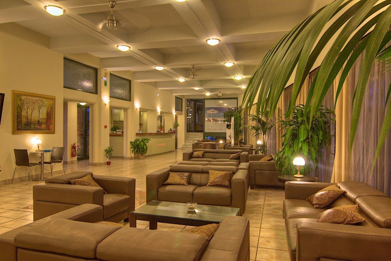 Solimar Aquamarine Resort Gerani  ภายนอก รูปภาพ
