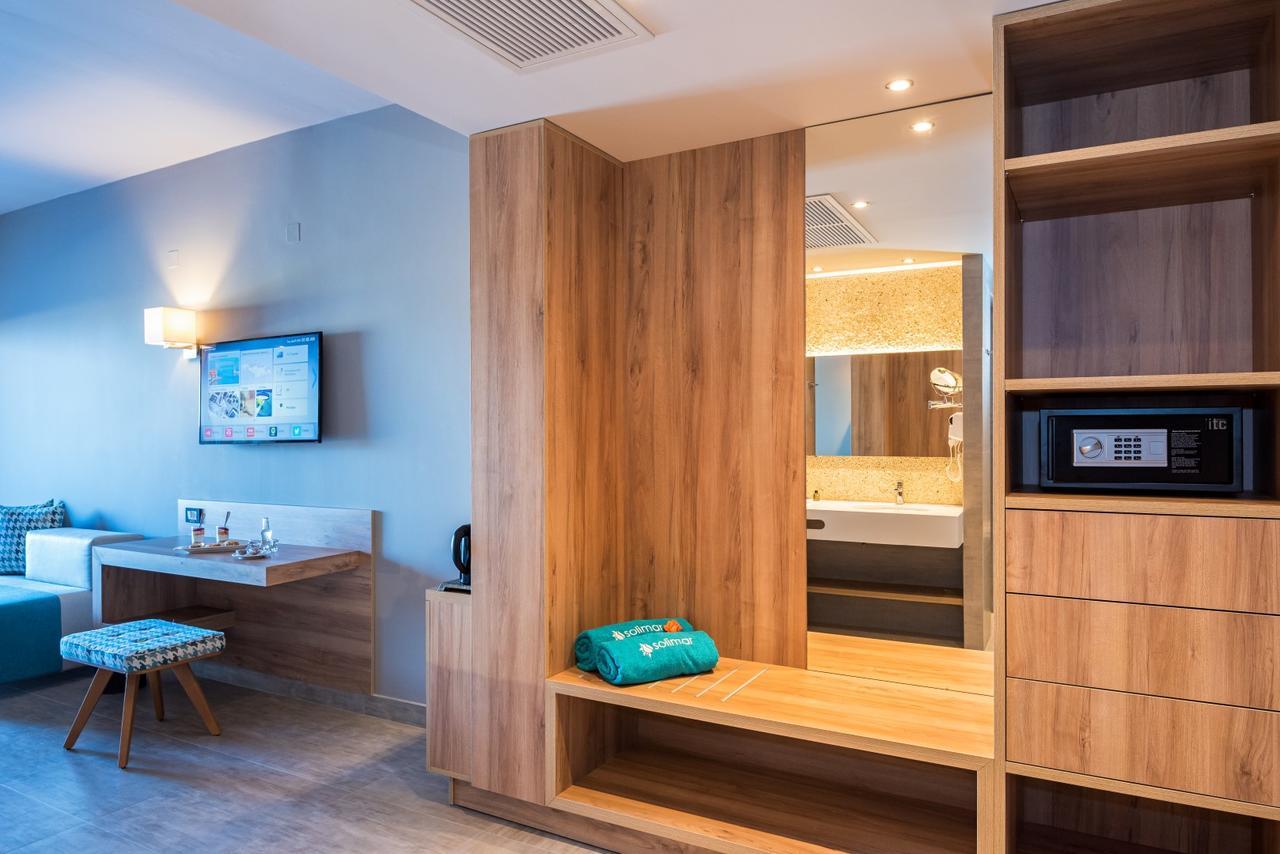 Solimar Aquamarine Resort Gerani  ภายนอก รูปภาพ
